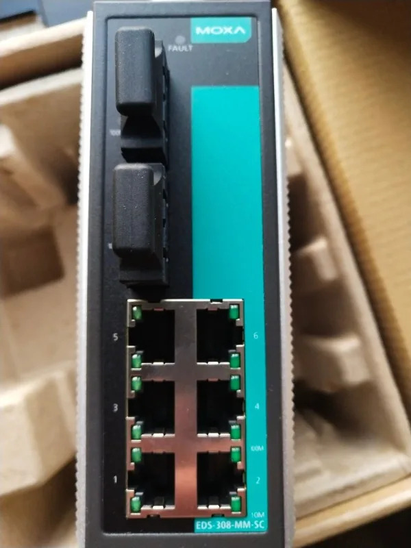 MOXA EDS-308-MM-SC 2개6개전기 다모드 광섬유 스위치 새