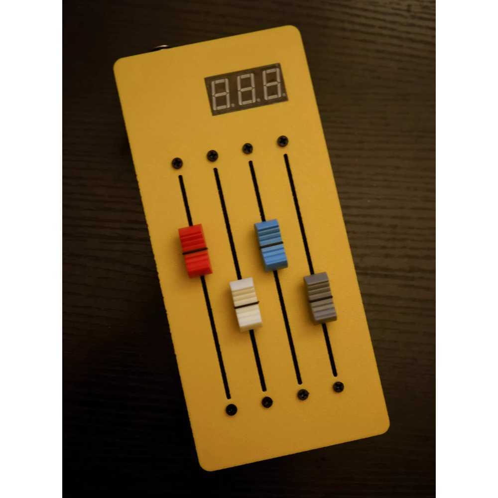 미디 컨트롤러 키보드 건반 미니 작곡 페이더 패드 USB 4트랙 - 상세 이미지 2