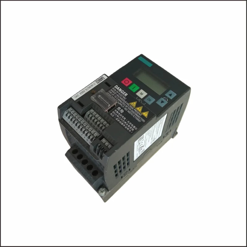 6SL3210-5BB12-5UV1 6SL3210-5BB12-5BV1 인버터 PLC 모듈 오리지널