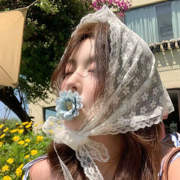 [이거찜] 레이스두건 삼각 스카프 프릴 예쁜스카프 헤어두건 레이어드 스커 - 상품 이미지