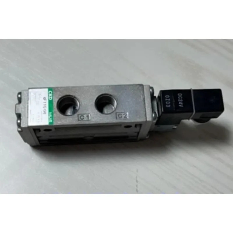 CKD 밸브 4F110-08-AC220V-DC24V 4F120/130/140-08-DC24V 4F110-06 부품