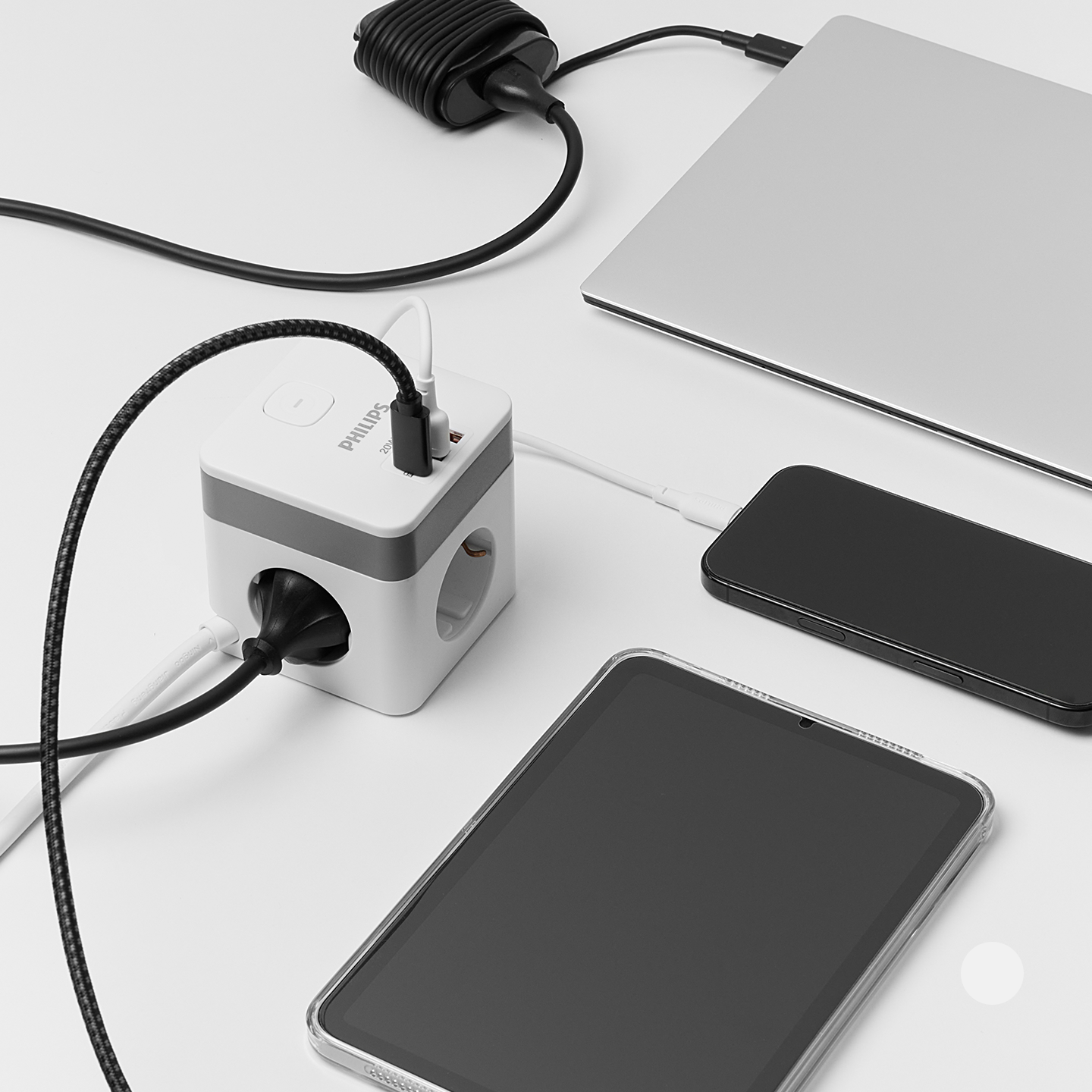 필립스 멀티탭 고용량 파워 큐브 3구 USB 2M 안전 접지 - 상세 이미지 3