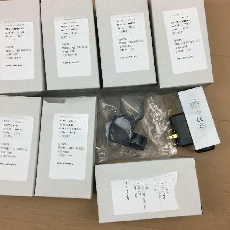 FESTO 압력 스위치 PEV-1/4-B-SC-OD-M12부품 10773 175250 161760 192488