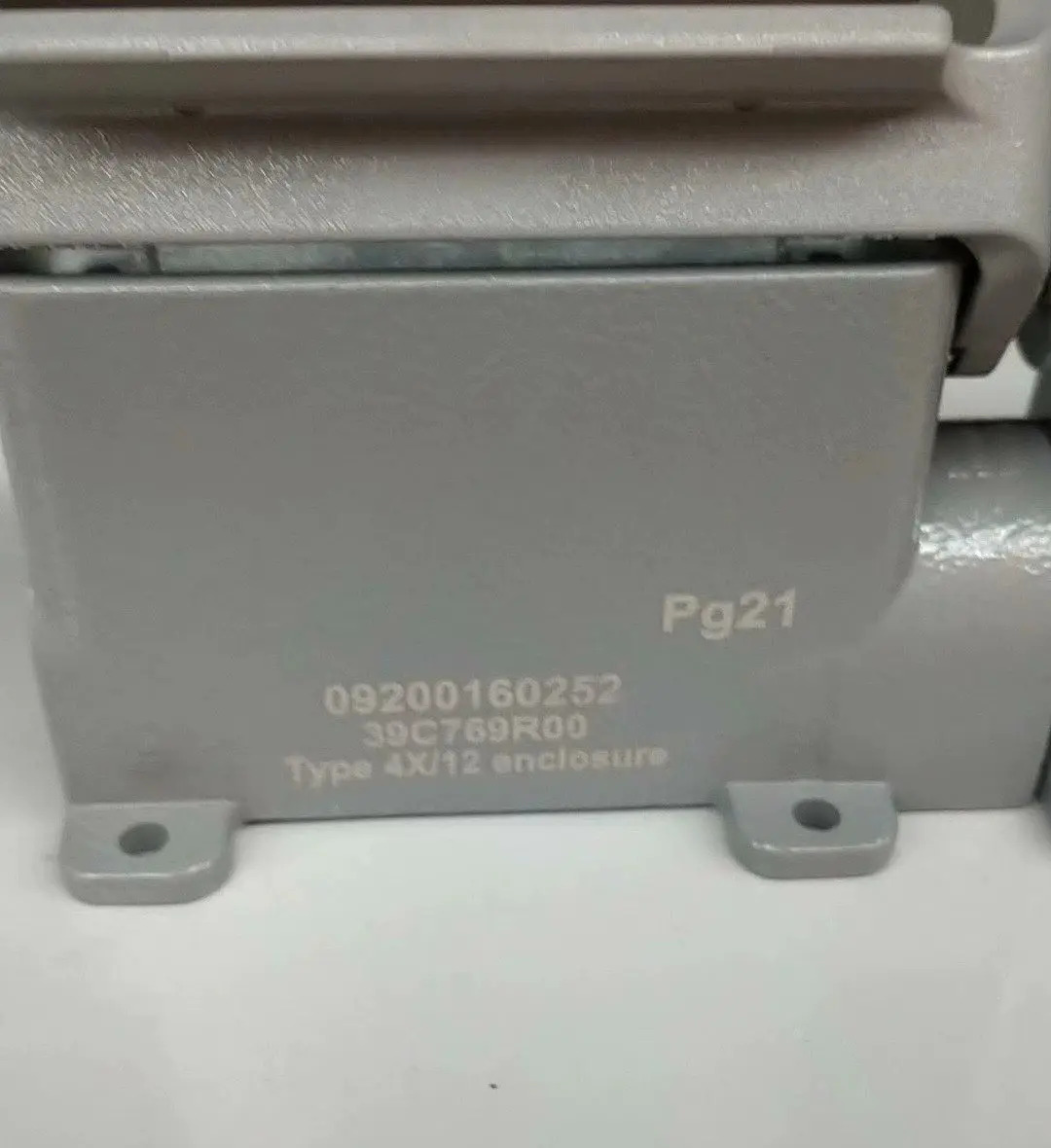09200160252 HARTTTING 16A-ASG-LB-21
