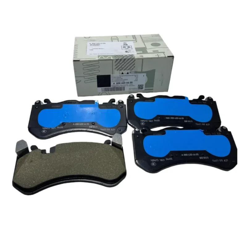 메르세데스-벤츠호환 W213 E63 AMG 전면 브레이크 패드자동차 키트 OEM A0004204400 A0004202804