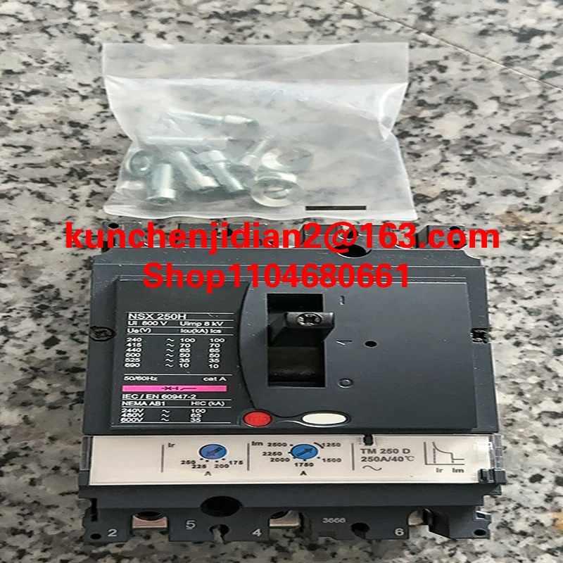 LV429407 LV432956 LV432899 LV432641 LV429387 LV432699 LV430775 LV429770 새 몰드형 케이스 회로차단기