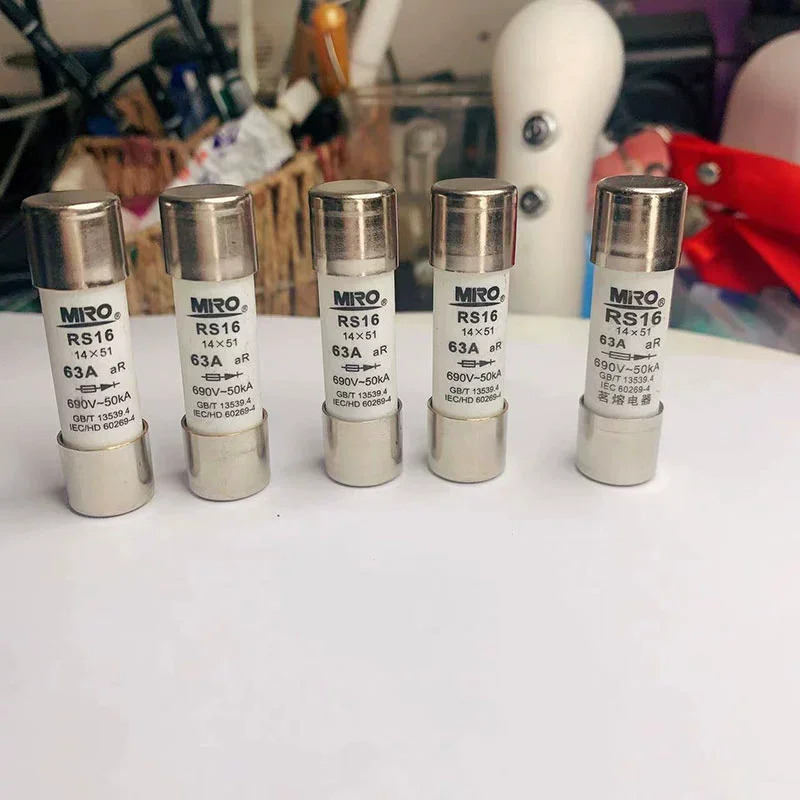 10PCS RS16 14x51mm 세라믹 퓨즈 튜브 10A 16A 20A 25A 32A 40A 50A 63A aR 690V 작동 요소