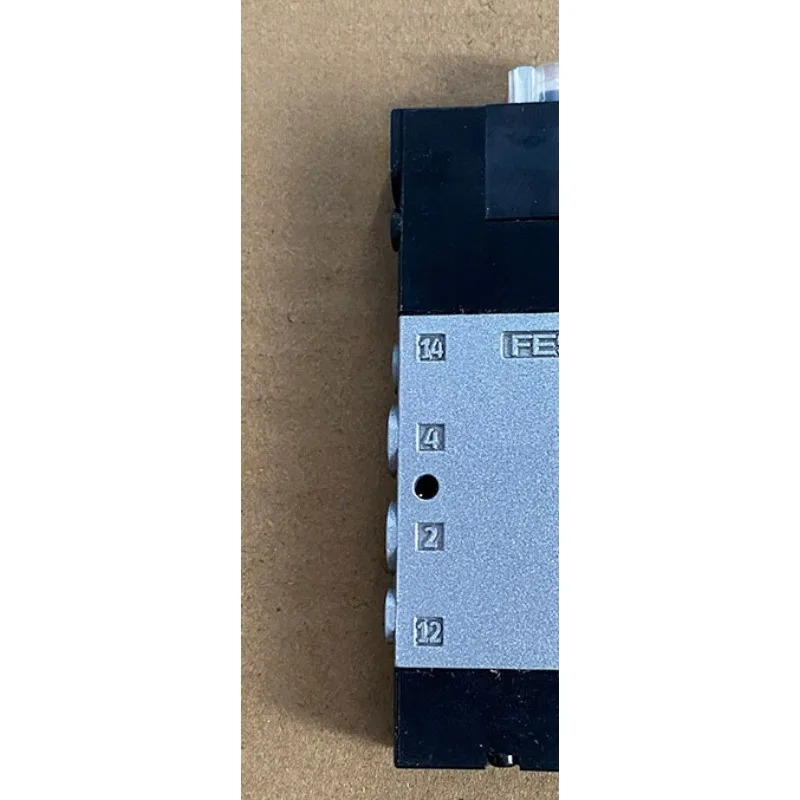 FESTO 솔레노이드 밸브 CPE10-M1BH-5L-M7 196927부품 새