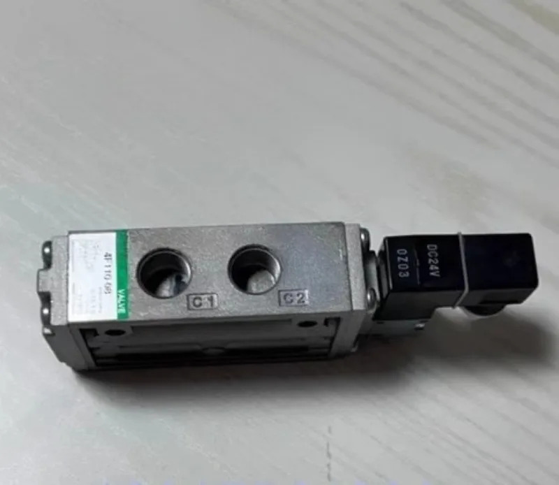 C-KD 밸브 4F110-08-AC220V-DC24V 4F120/130/140-08-DC24V 4F110-06