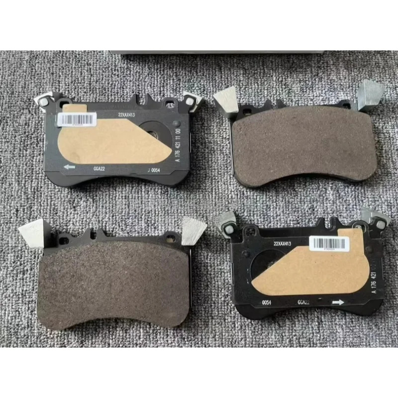메르세데스 오리지널 W117 W172 W156 SLC43 CLA250 CLA45 SLK55 A0004206804 A0084203220 A0004206704 전후방 브레이크 패드