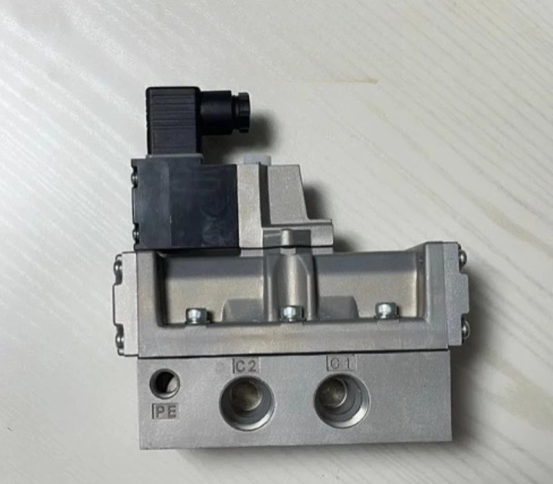 C-KD 솔레노이드 밸브 4F620-15/20-AC220/DC24V 4F610-15/0-AC220V DC24V
