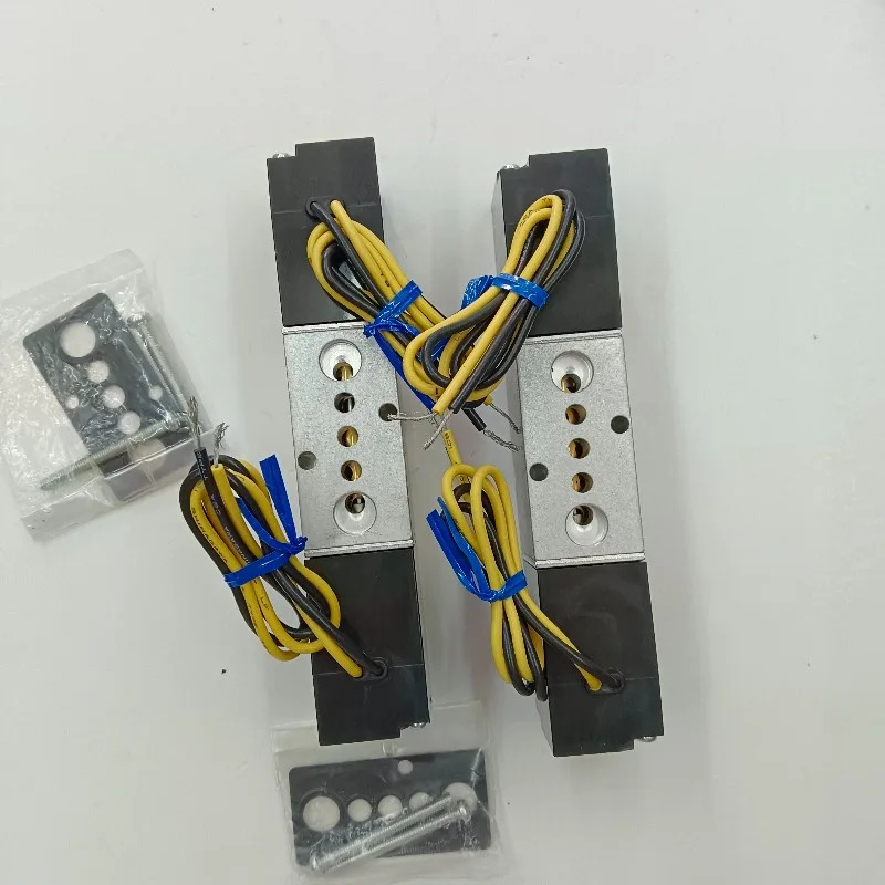 A203-4E2-13 KOGANEI Koganei 솔레노이드 밸브 AC100V DC24V부품