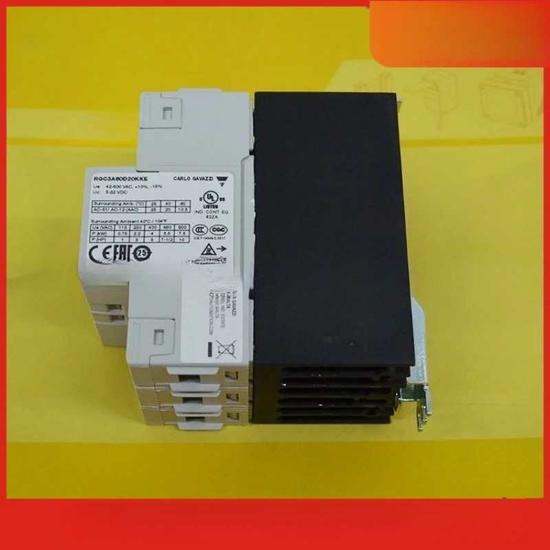 스위스 CARLO GAZZI 부품 솔리드 스테이트 릴레이 RGC3A60D20KKE
