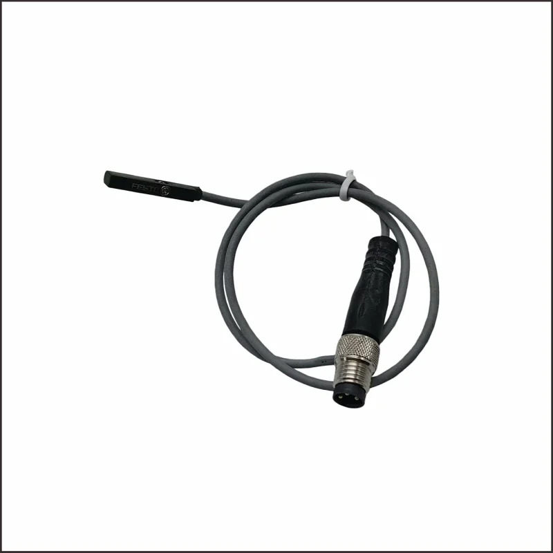 SMT-10M-PS-24V-E-0.3-L-M8D 551375 스위치