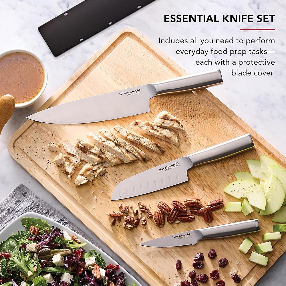 KitchenAid 3피스 단조 셰프 나이프 세트 20.3cm(8인치) 페어링 스틸, 고탄소 나이프, 일본 8.9cm(3.5인치) 12.7cm(5인치) 커버가 블레이드 산토쿠 포함 - 상세 이미지 3