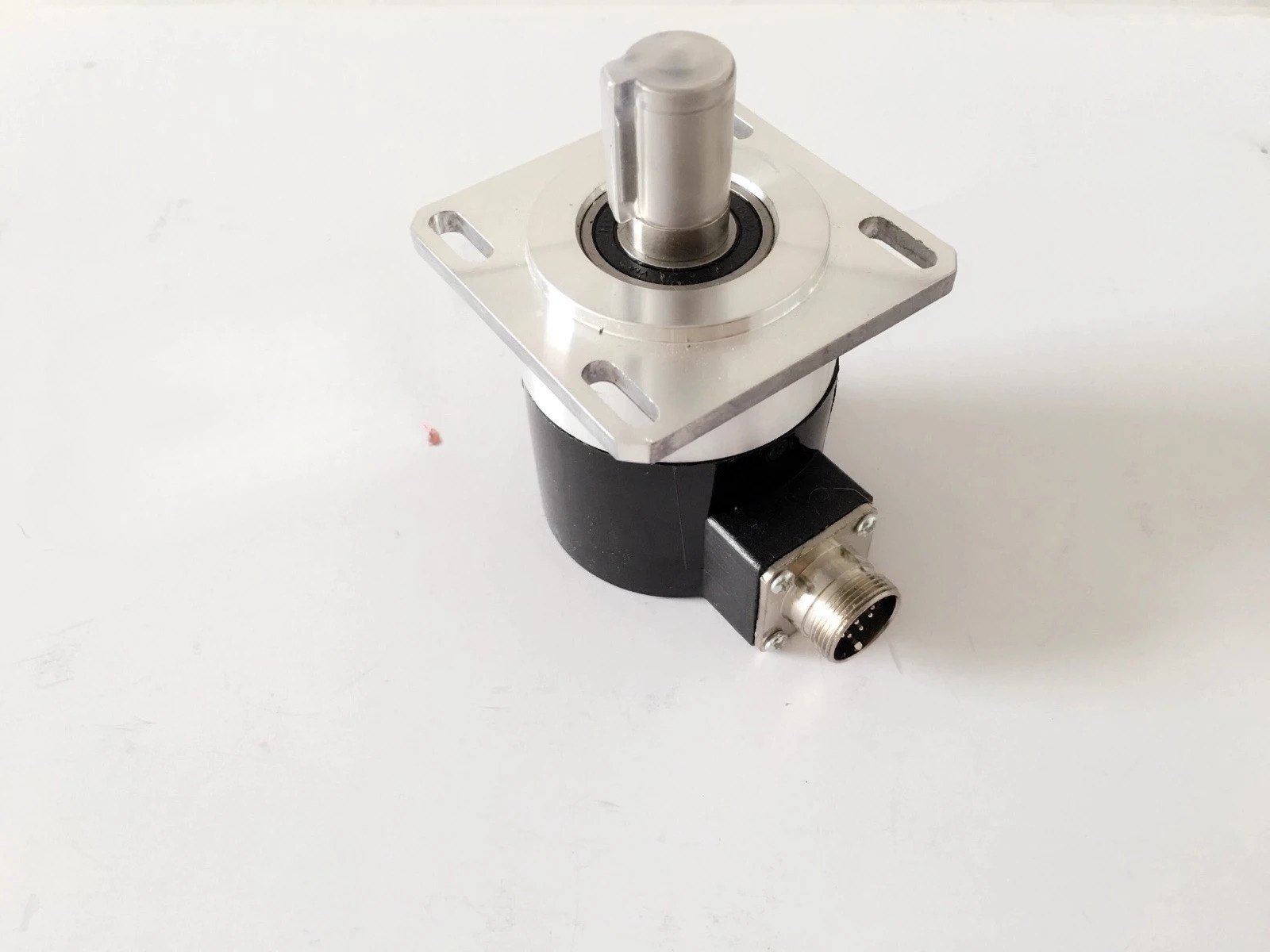 액세서리는 MF-102.4BM-C05L-1/4 증분형 광전 인코더 스핀들 9핀 플매트 카펫 러그