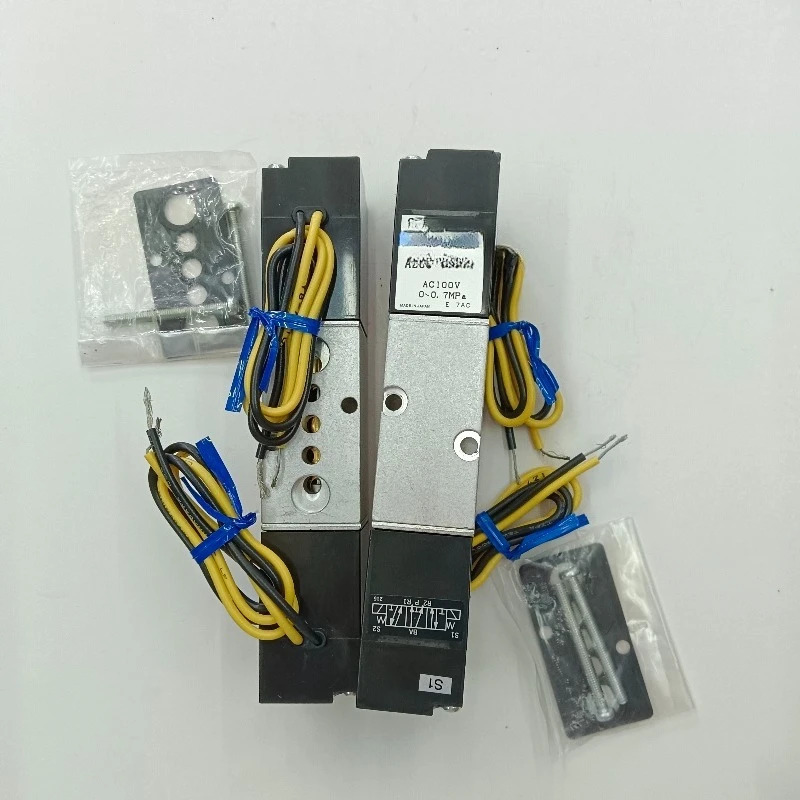 A203-4E2-13 KOGANEI Koganei 솔레노이드 밸브 AC100V DC24V부품