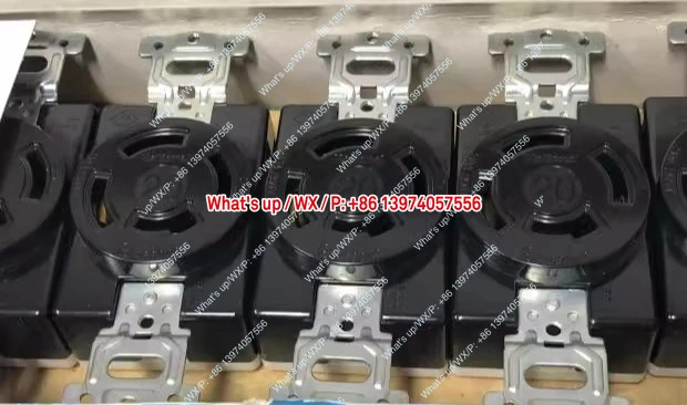 소켓 WF2420BK/WF6420 미국 표준 숨겨진 산업소켓 20A 4극