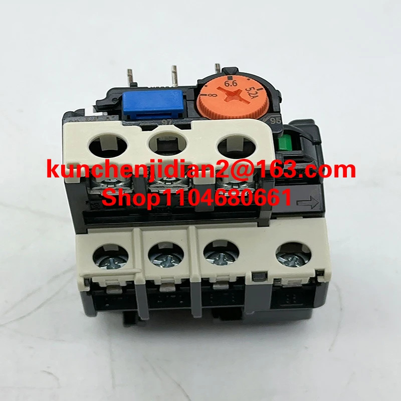 RU300U-M30E-LIU2PN8X2T-H1151 오리지널 초음파 센서