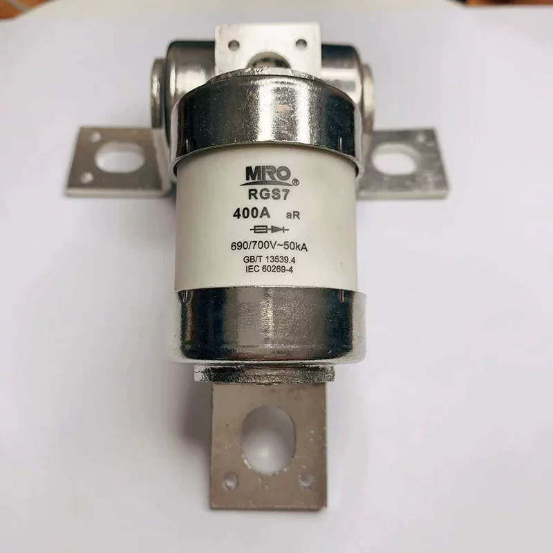RGS7 63A 80A 100A 140A 150A 160A 200A 220A 250A 300A 315A 350A 400A 690/700V 볼트온 퀵액팅 퓨즈