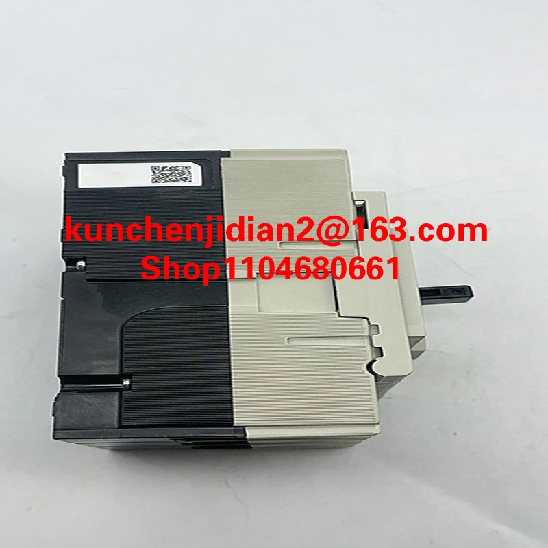 CIMR-JCBA002BAA CIMR-VC2A0006BAA CIMR-VCBA0018BAA CIMR-JCBA0002BAA CIMR-F7Z44P01B 오리지널 주파수 변환기
