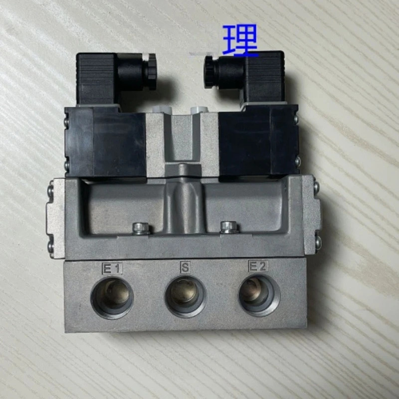 C-KD 솔레노이드 밸브 4F620-15/20-AC220/DC24V 4F610-15/0-AC220V DC24V
