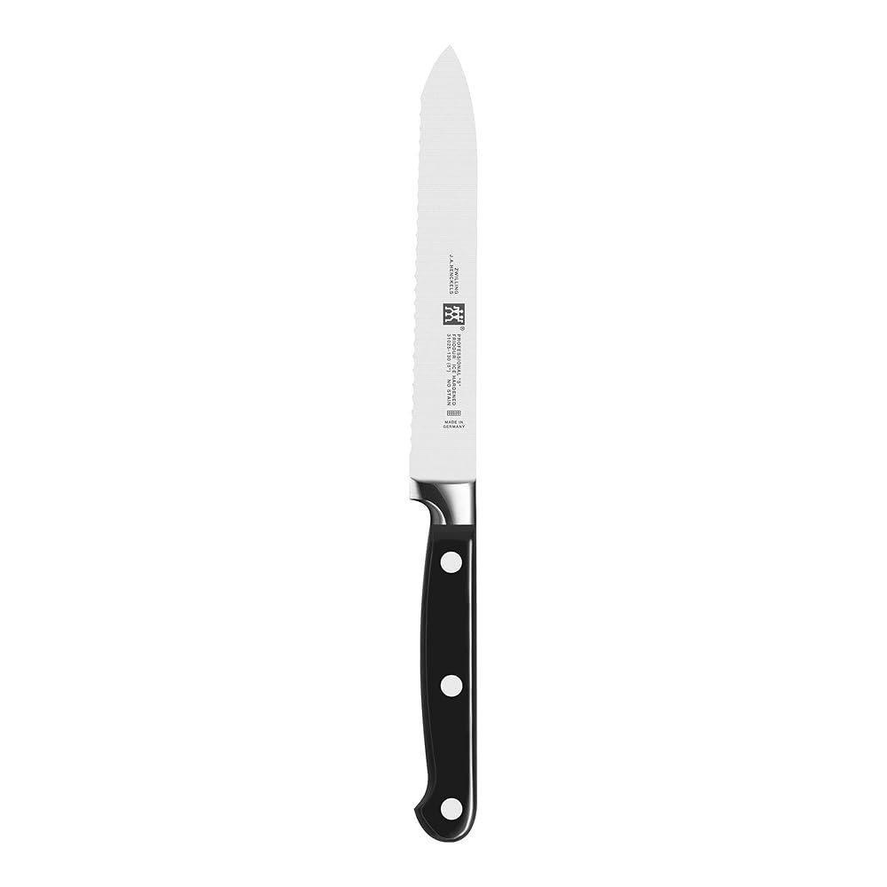 ZWILLING 전문가용 S 12.7cm(5인치) 톱니 유틸리티 나이프 - 상품 이미지