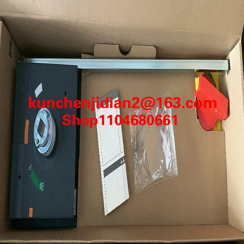 RU40U-M18M-UP8X2-H1151 오리지널 초음파 센서