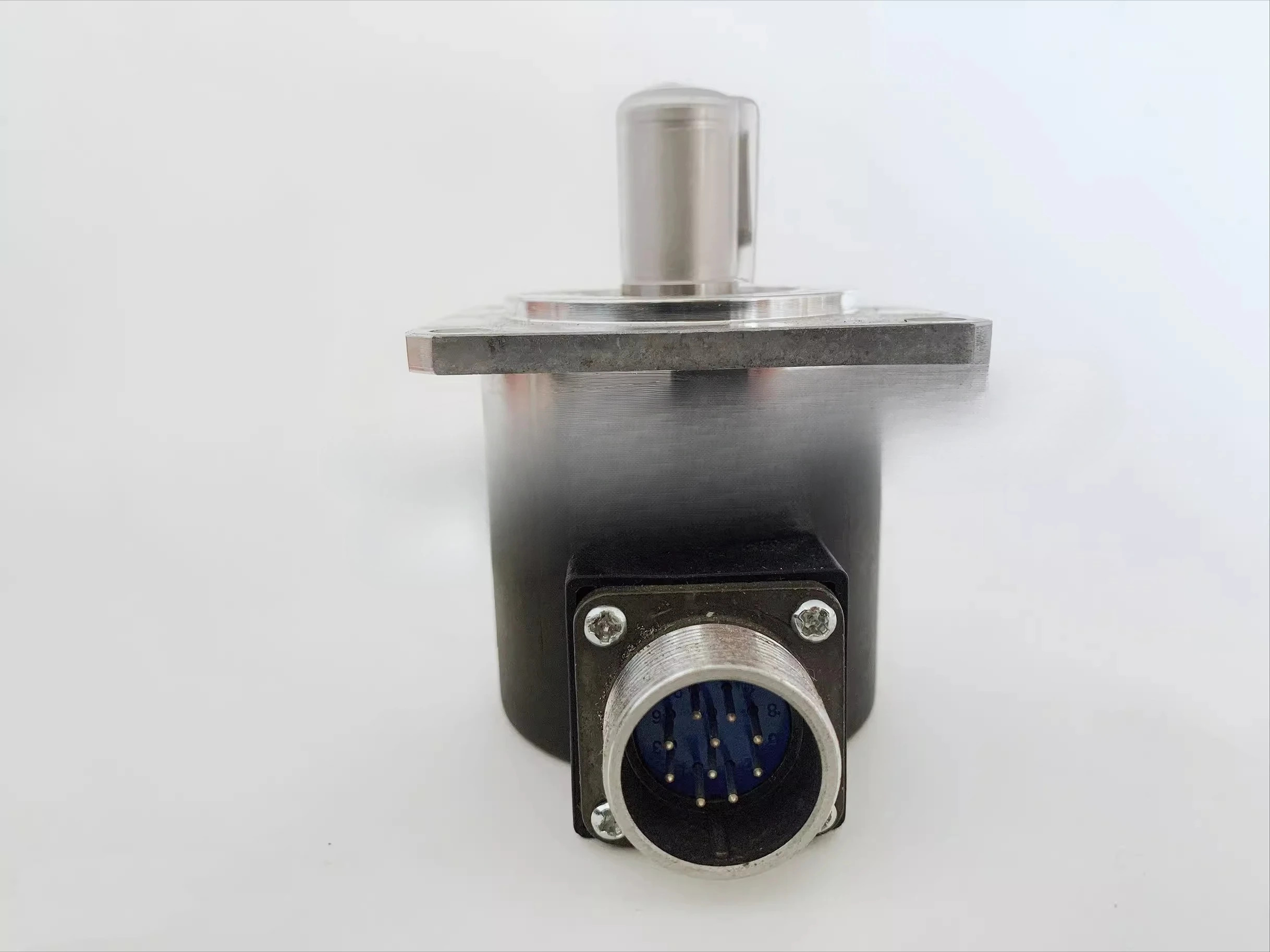 ZXF-1A-L24-102.4BM-C05D 산업 자동화 솔리드 샤프트 15mm10 핀 플매트 카펫 러그 인코더액세서리