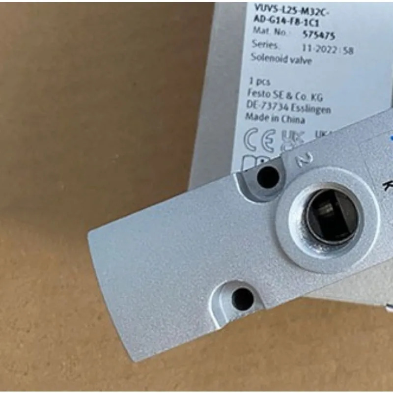 FESTO 솔레노이드 밸브 VUVS-L25-M32C-AD-G14-F8-1C1 575475부품 새