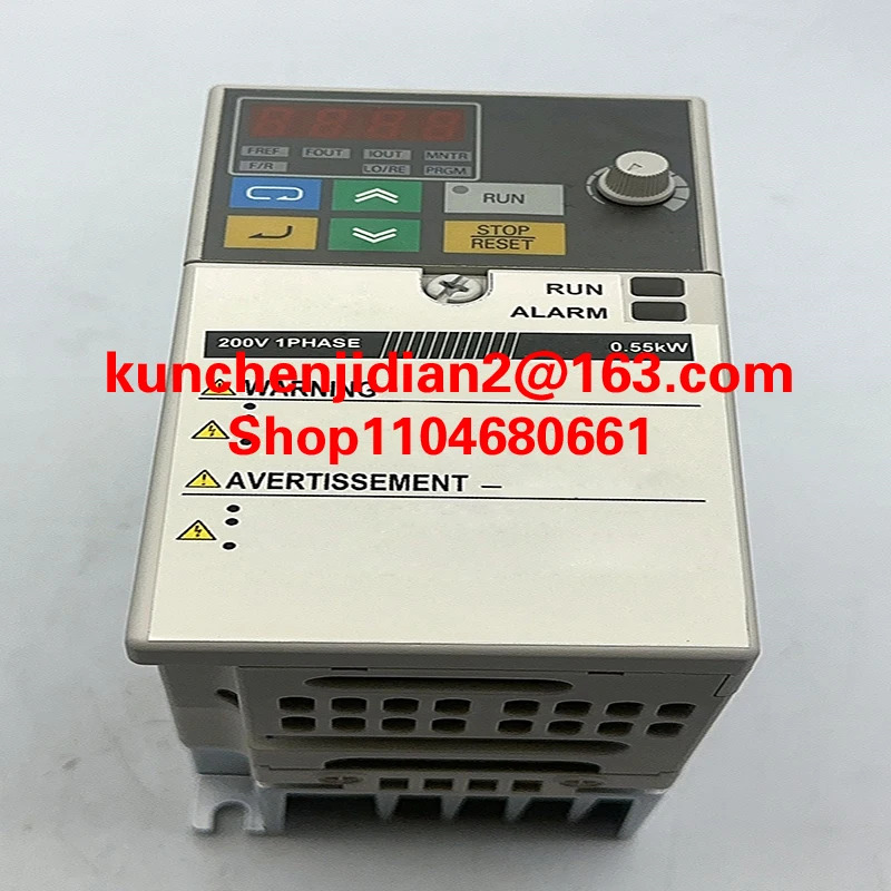 CIMR-VC4A0009BAA CIMR-VC4A0011BAA CIMR-AD4A0072AMA CIMR-J7AZ40P4 주파수 변환기