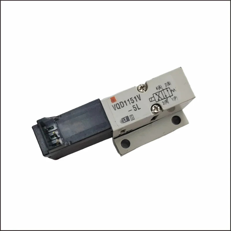 VQD1151-5L VQD1151U-5L VQD1151W-5L VQD1151V-5L 솔레노이드 밸브