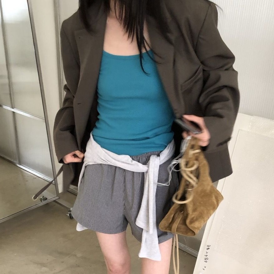 여성 베이직 스퀘어넥 나시 기본 레이어드 레이서백 슬림 골지 여름 데일리룩 이너 망고나시 이미지 8