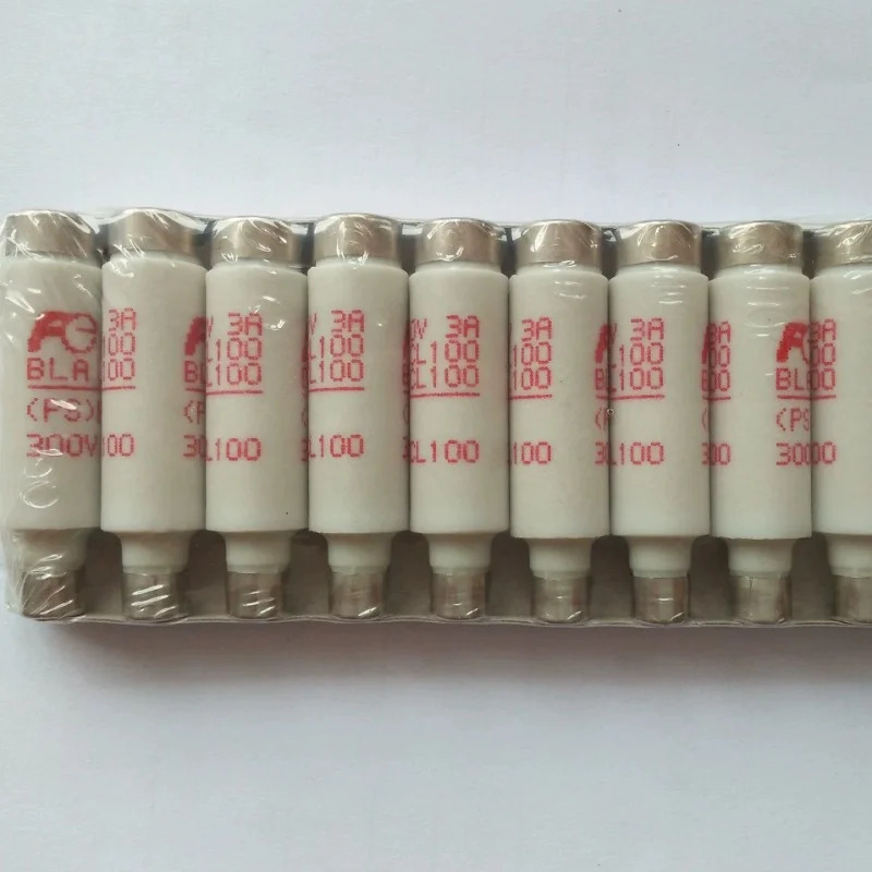 2PCS BLA003 3A BLA005 5A BLA010 10A BLA015 15A BLA020 20A BLA030 30A 600VAC 300VDC 후지 퓨즈