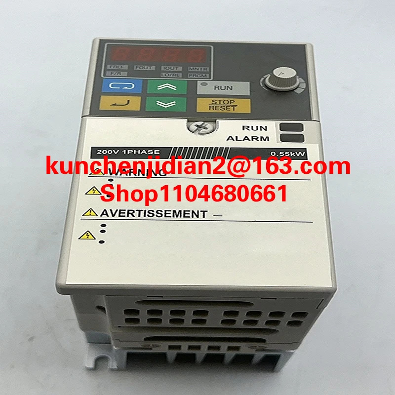 CIMR-VC4A0009BAA CIMR-VC4A0011BAA CIMR-AD4A0072AMA CIMR-J7AZ40P4 주파수 변환기