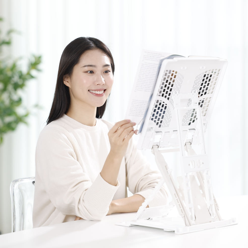 반디스탠드 52cm 높이조절 독서대 각도조절 접이식 화이트 가격 추이 지비스텔라 반디스탠드 52cm 높이조절 독서대 각도조절 접이식 화이트 - 최저가 41,800원
