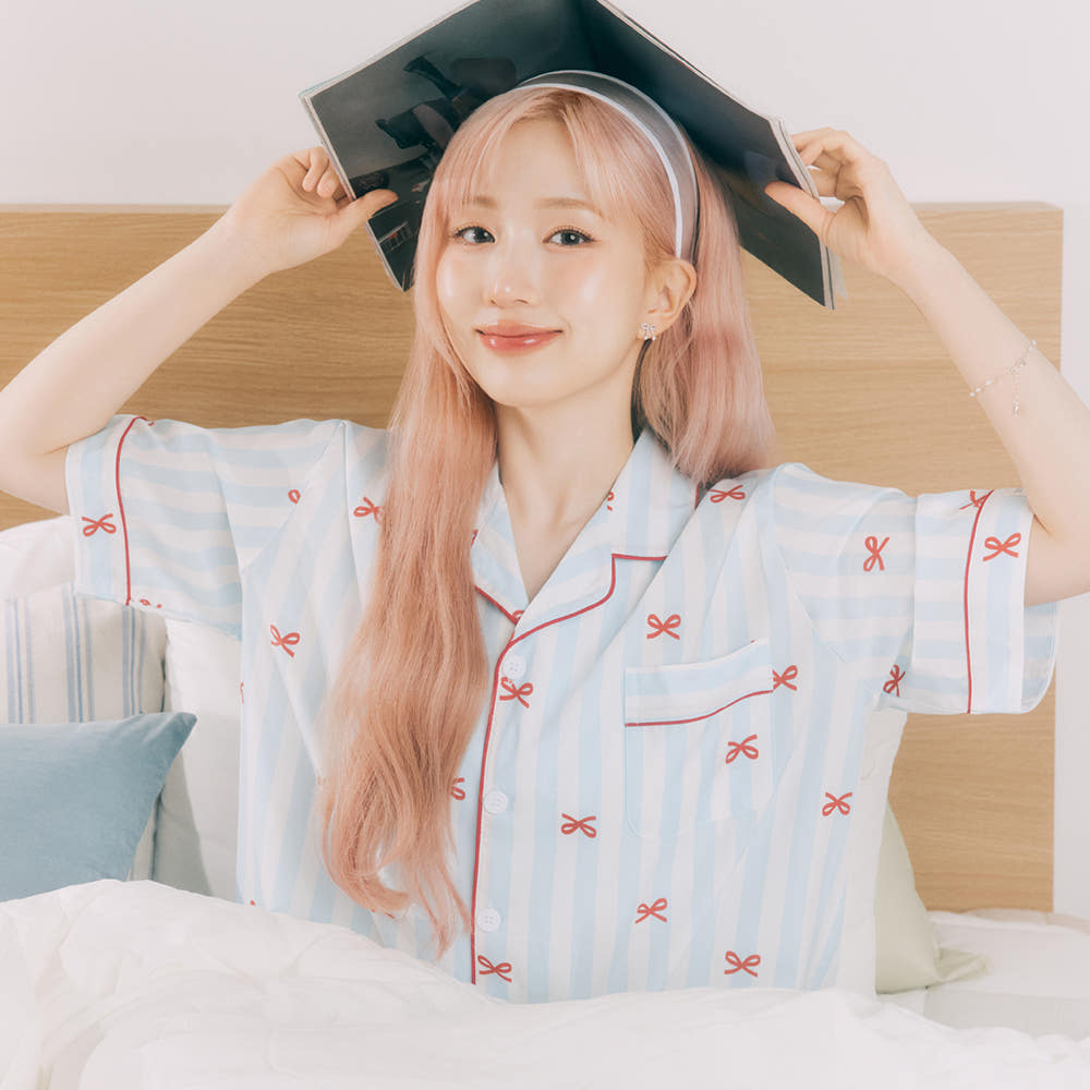 DOSSY 실크핏 보니 반팔 카라 커플 잠옷 세트