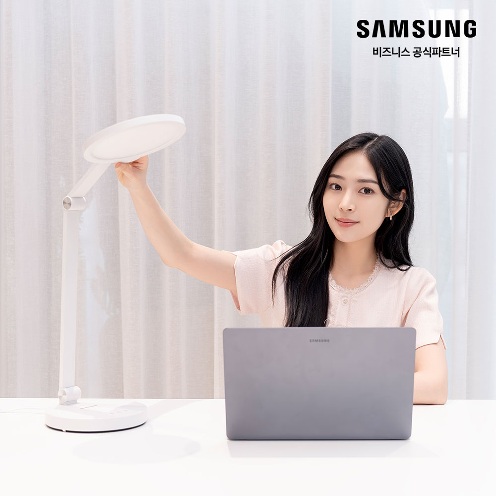 삼성 학생 스탠드 시력보호 LED 독서 조명 생체리듬 데스크램프 SI-GM9C09A2A2D 제품 이미지
