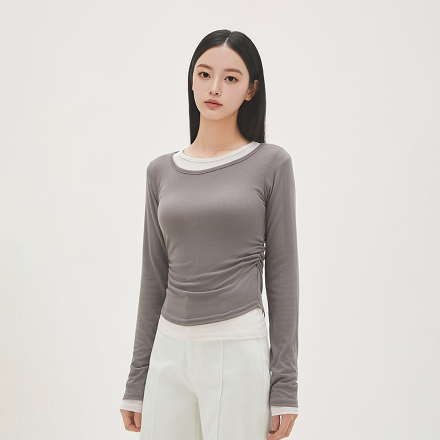 [N배송] 로엠 셔링 레이어드 티셔츠 RMLWG24RTB - 상세 이미지 2