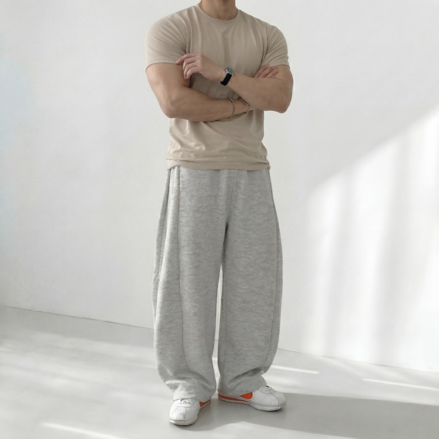 ai-fitting-팔짱_낀_포즈_(4).jpg