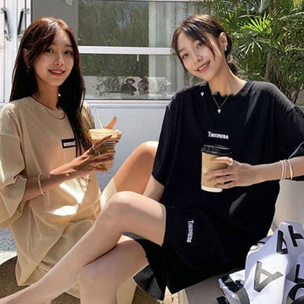 편안한 여성 반팔 상하 트레이닝 반바지 폴리에스터 신축성 - 상품 이미지