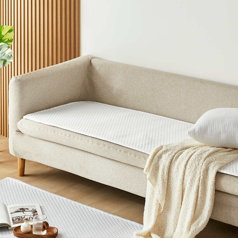 멜로웨이 차숨 듀라론 냉감소재 쿨매트 쇼파패드 육각 - 화이트, 60x180cm 이미지 7