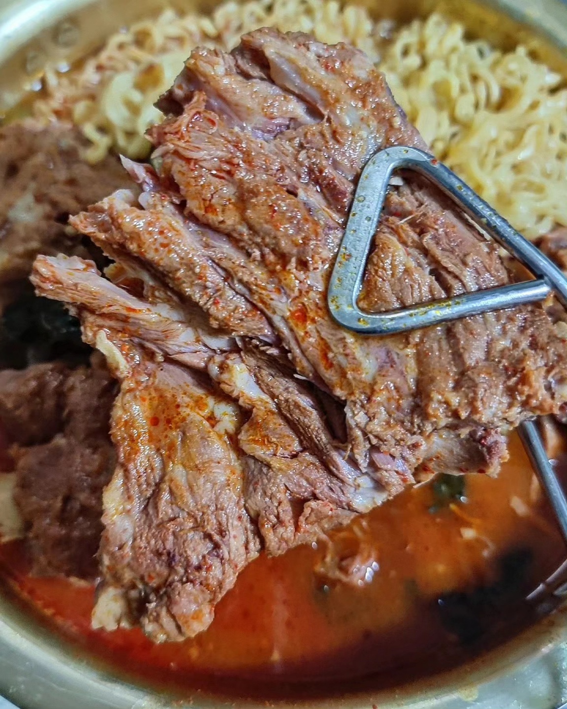뼈다귀 감자탕 1.6kg x 2팩 뼈 해장국 우거지감자탕 밀키트 - 상세 이미지 5