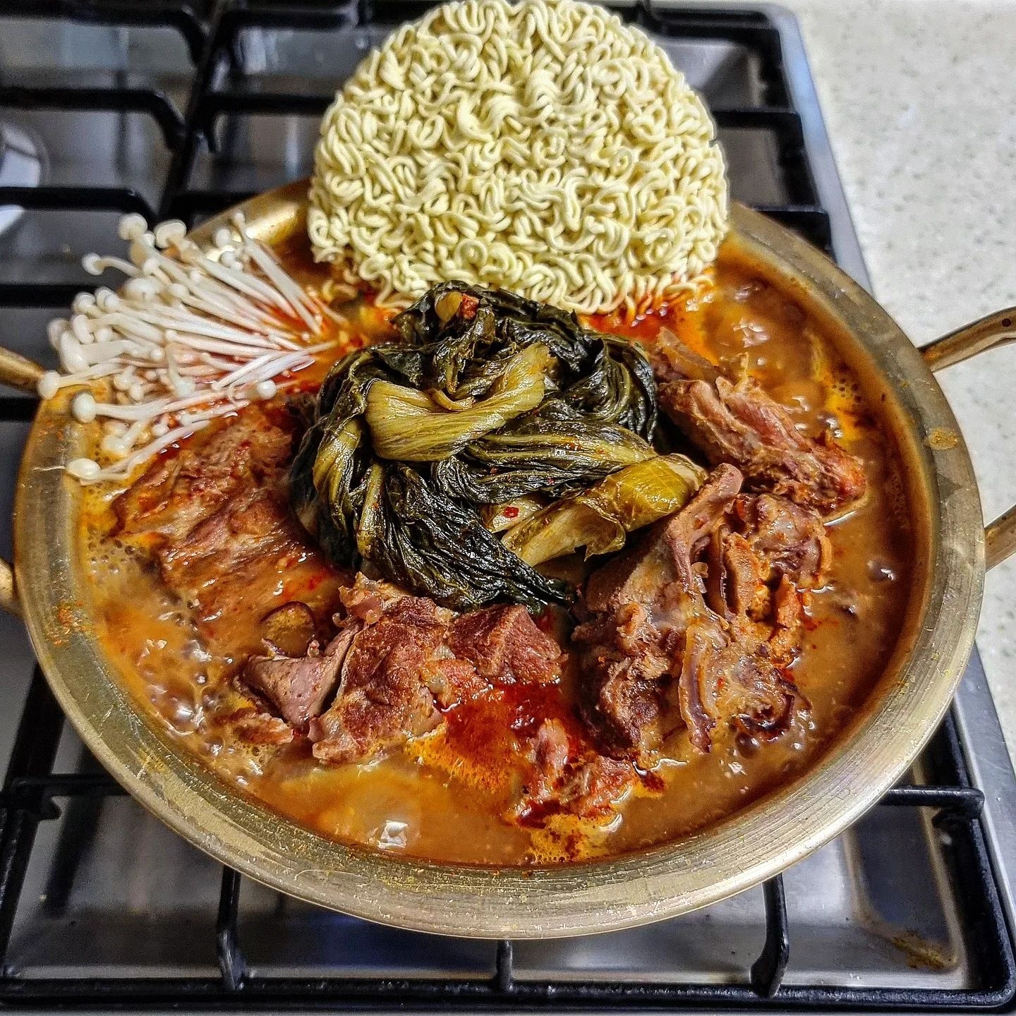 뼈다귀 감자탕 1.6kg x 2팩 뼈 해장국 우거지감자탕 밀키트 - 상세 이미지 3