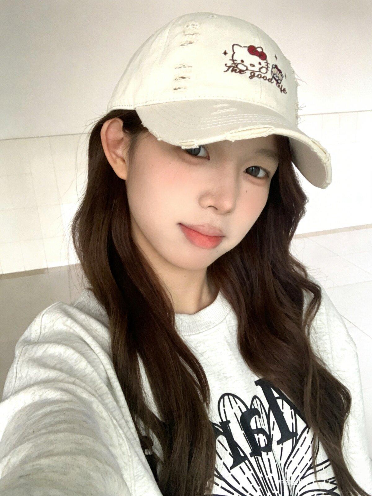 헬로키티 야구 모자 얼굴 작아보이는 볼캡 여성 패션 빈티지 챙 데일리 캡 베이지 조절 가능 (54-60cm) - 상세 이미지 5