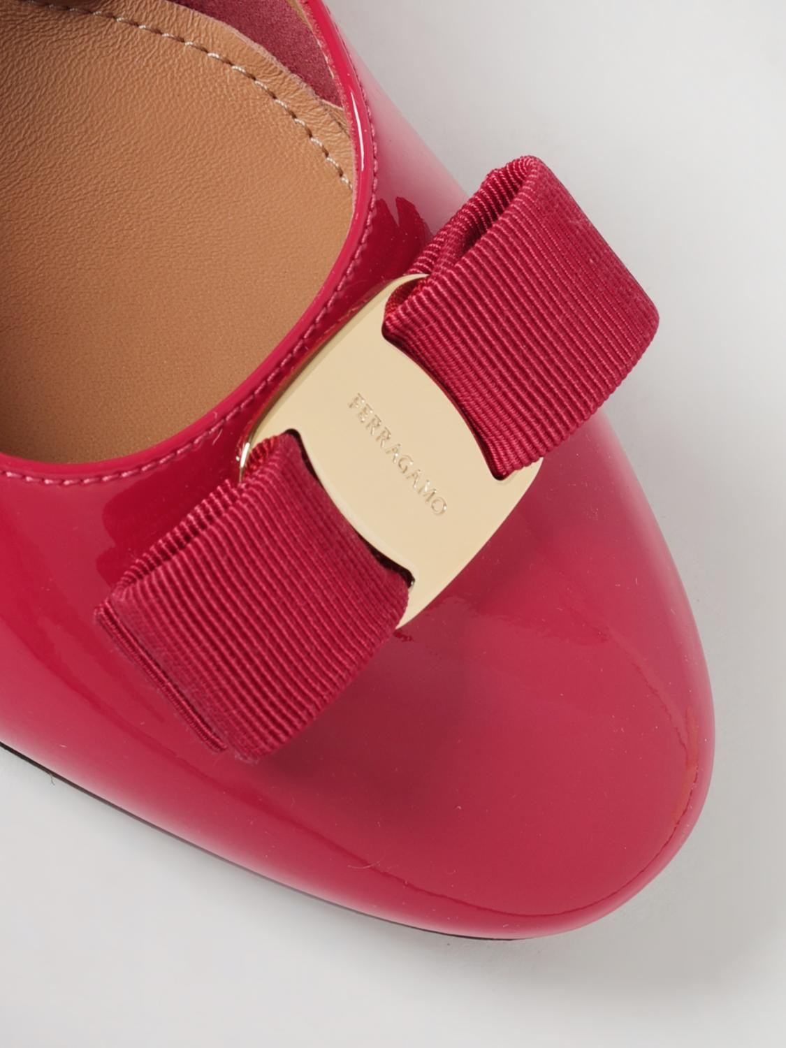 페라가모 여성 SS26 Slingback 01L130 790741 003 - 상세 이미지 4