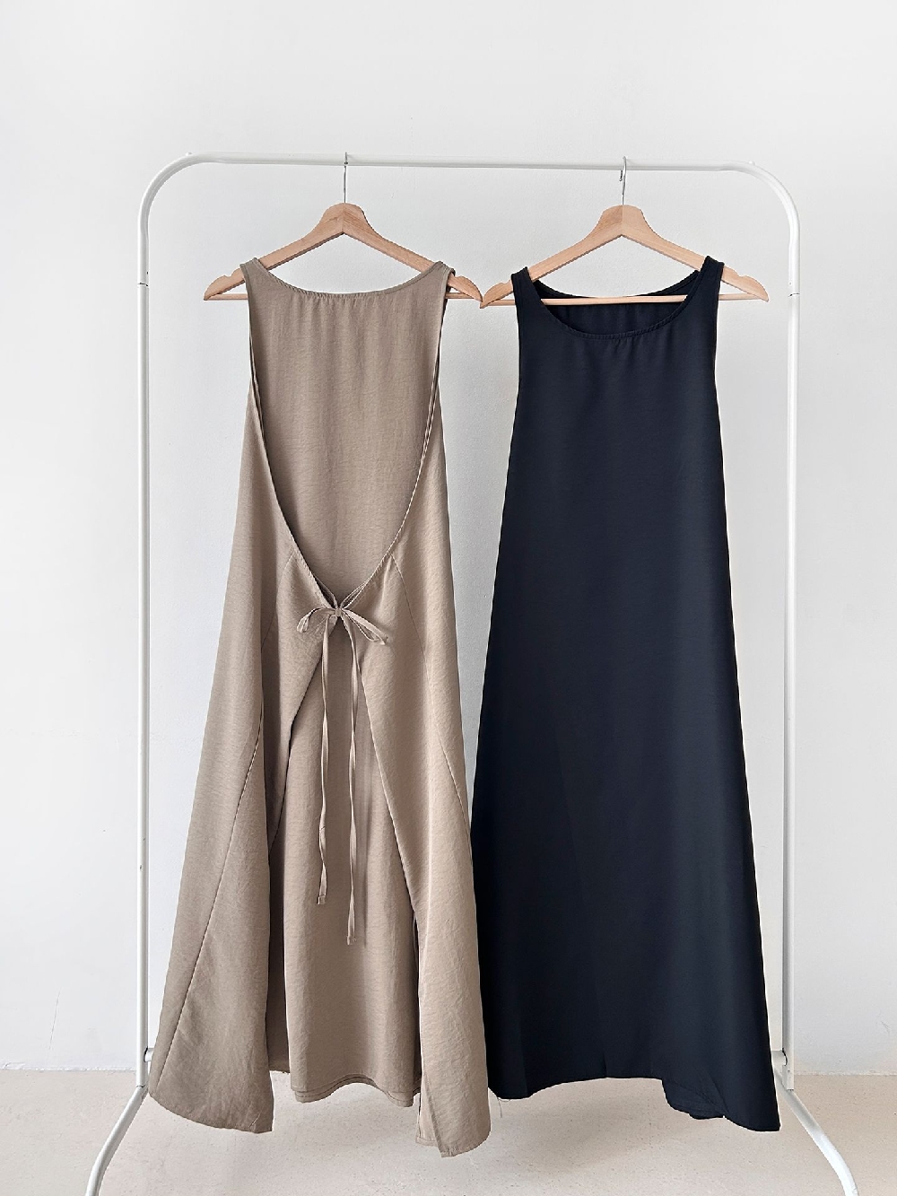 나시원피스 여름 빅사이즈 휴양지 바캉스 레이어드 결혼식 하객룩 옆트임 롱 원피스 - 상세 이미지 2