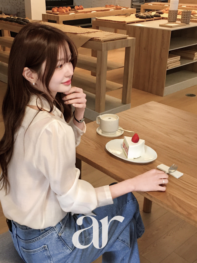 (국내제작) 퍼프소매 언발 꼬임 타이세트 블라우스 bs8714 이미지 4