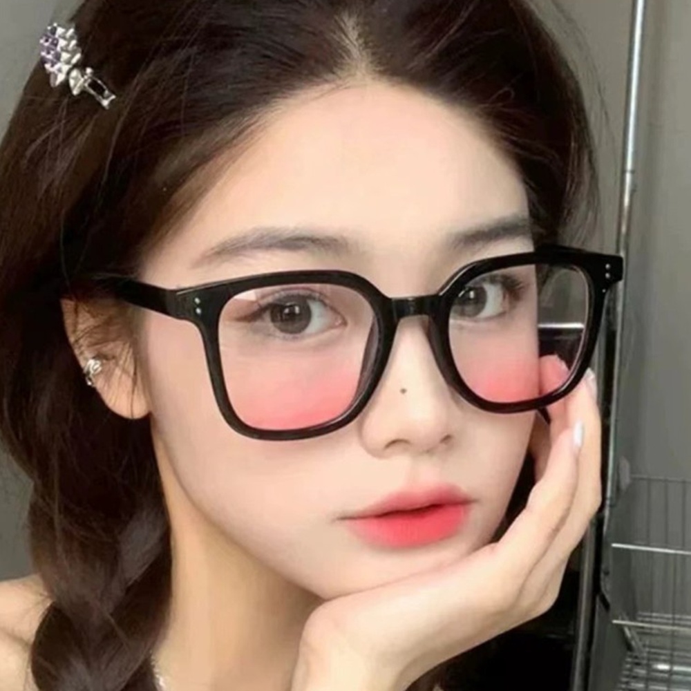 뿔테안경 볼터치 패션 안경테 여성 데일리 박대표마켓 - 상세 이미지 4