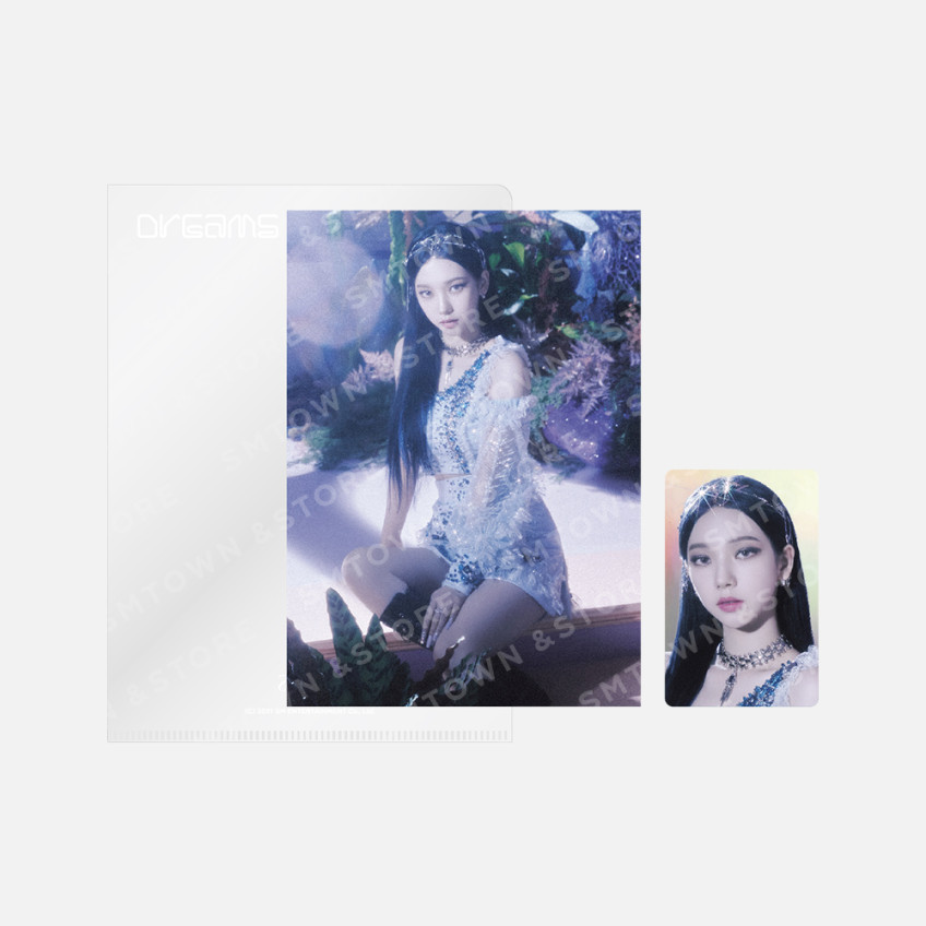 aespa Dreams Come True Postcard + Hologram Photocard Set